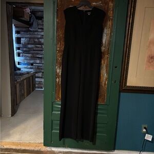 Chic Black Sleeveless Jumpsuit